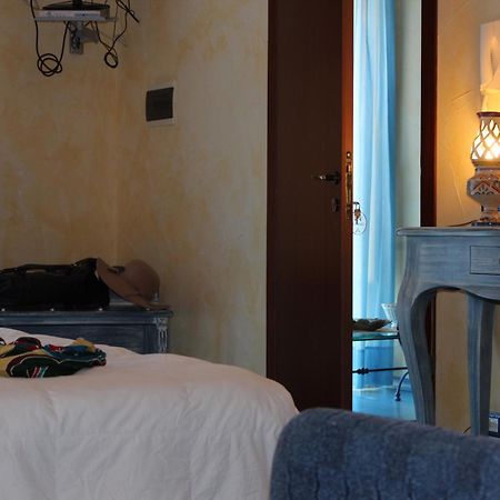 Hotel Residence Le Chiavi Di San Francesco Trapani Phòng bức ảnh